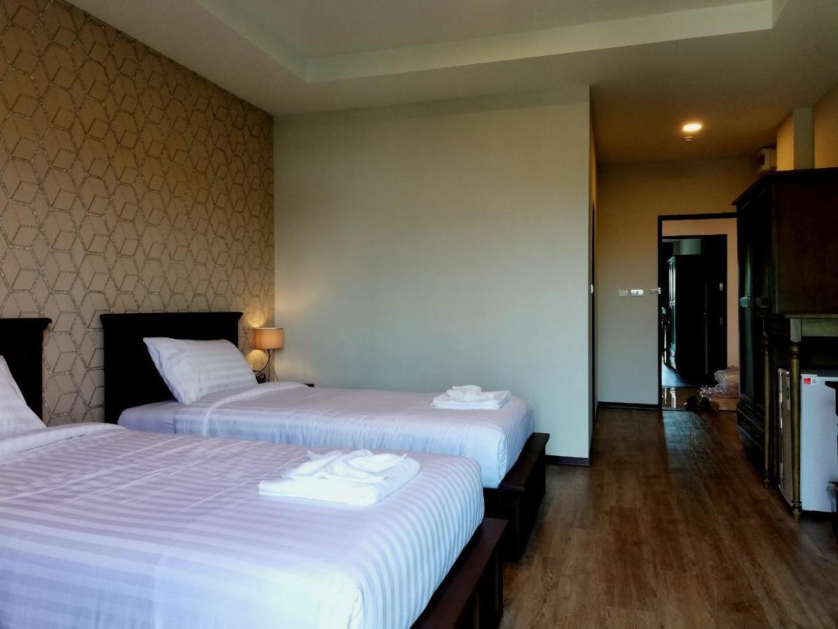 J.P.Grand Hotel Trat Exteriér fotografie