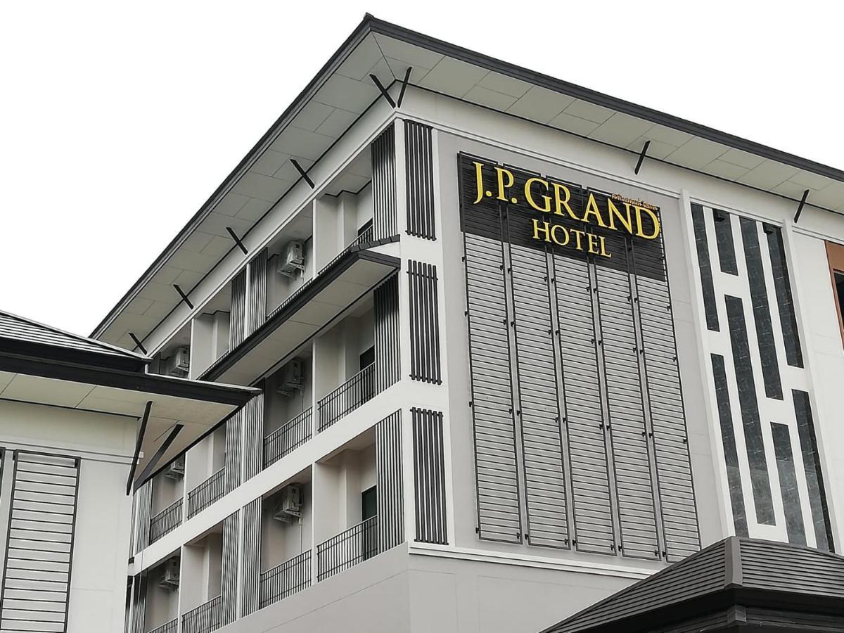 J.P.Grand Hotel Trat Exteriér fotografie