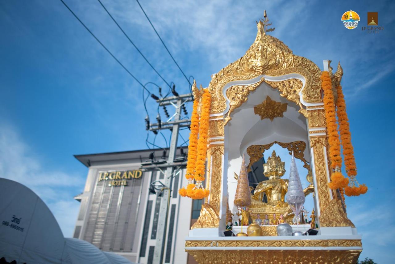 J.P.Grand Hotel Trat Exteriér fotografie