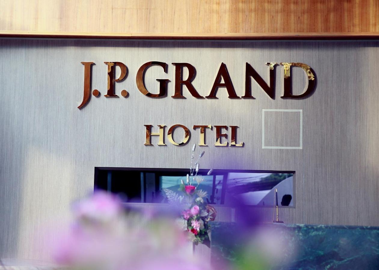 J.P.Grand Hotel Trat Exteriér fotografie